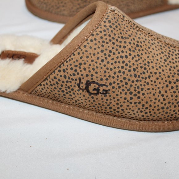 NIB UGG‎ SCUFFETTE CHEETAH PRINT SUEDE SHEARING LINED SLIPPERS CHESTNUT - Picture 6 of 6